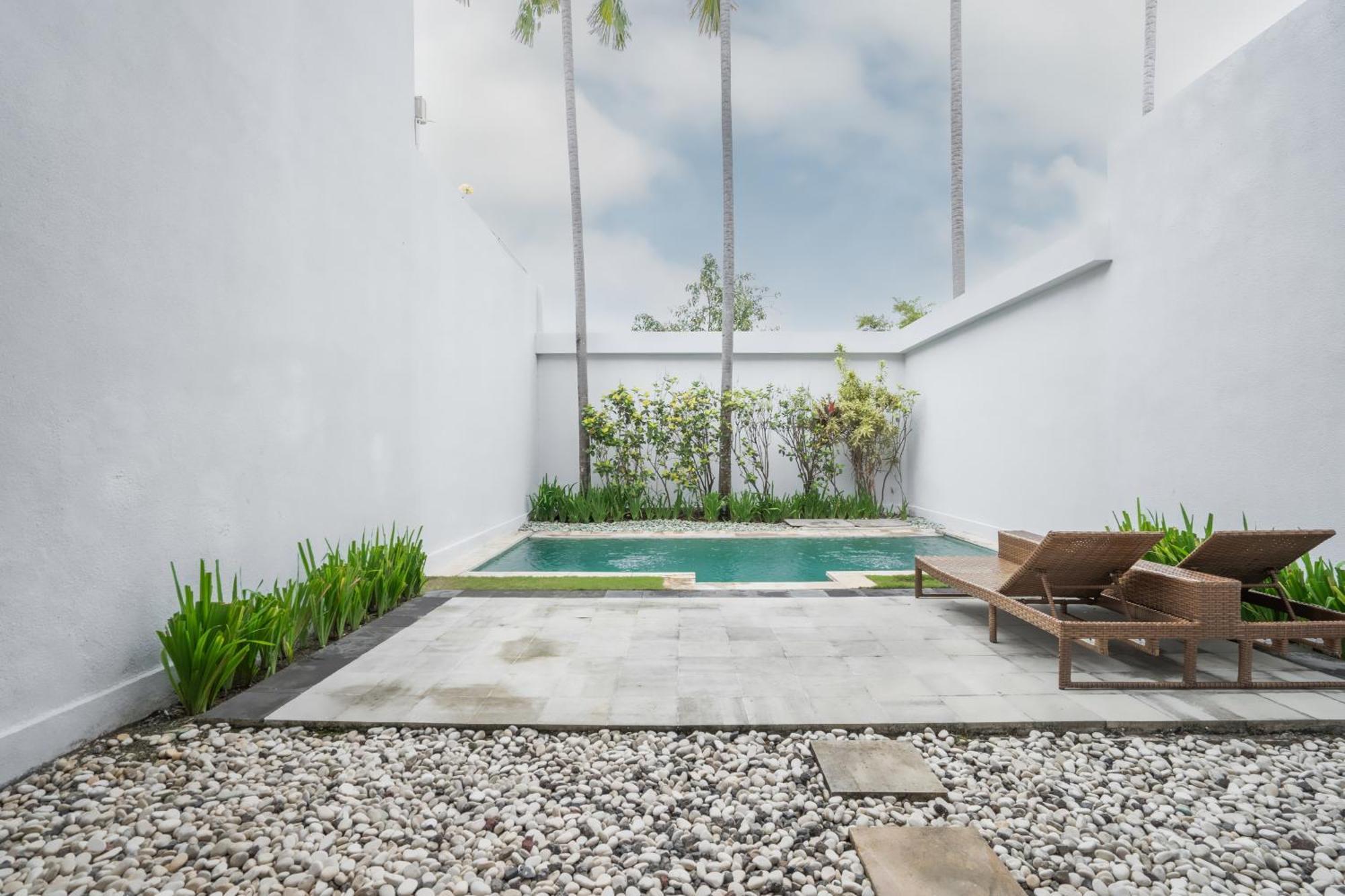 Danoya Private Luxury Residences Семиняк Екстериор снимка
