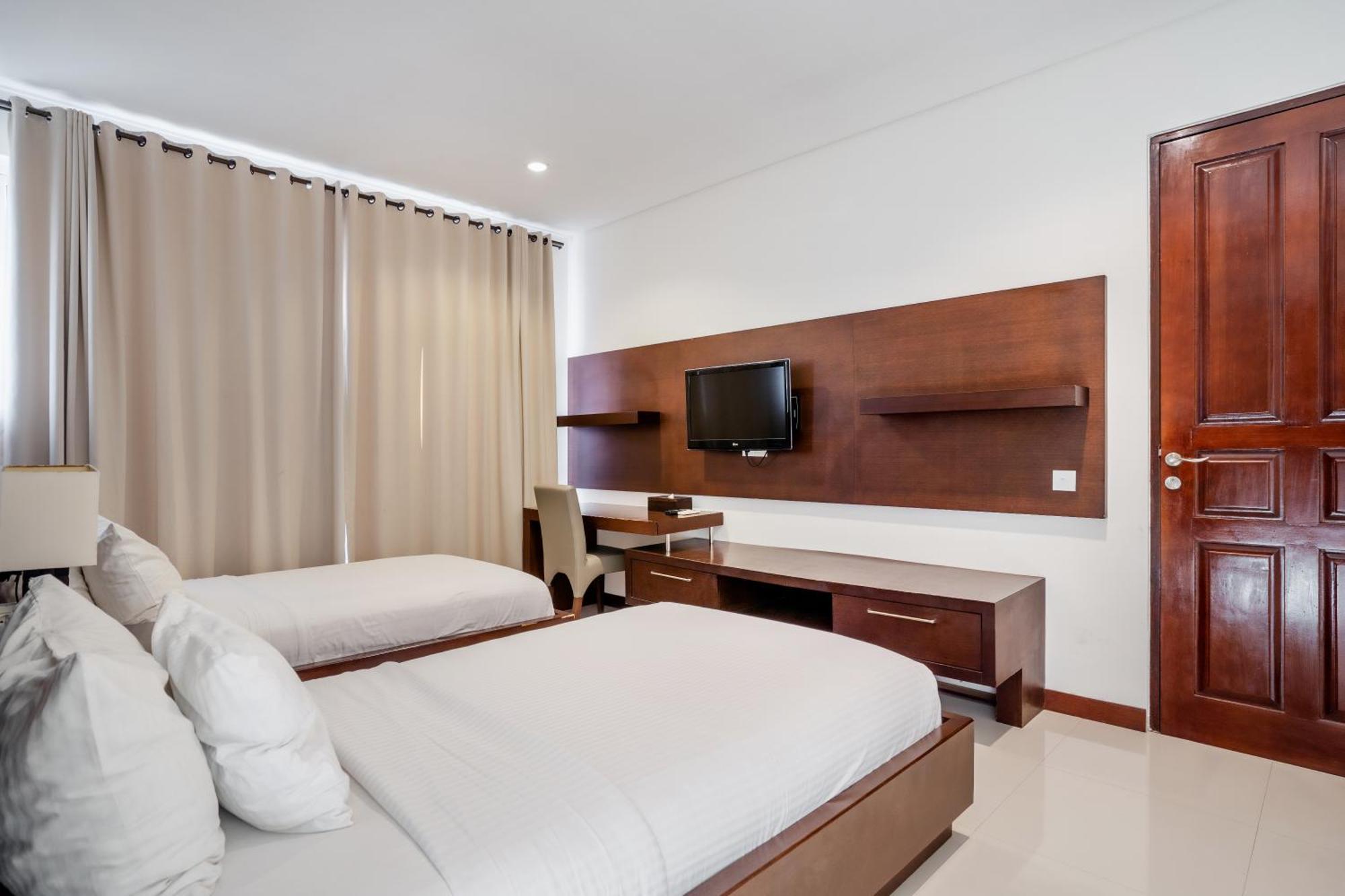 Danoya Private Luxury Residences Семиняк Екстериор снимка